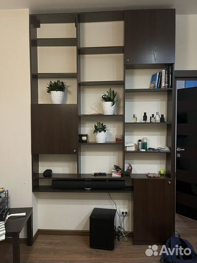 Стеллаж настенный деревянный