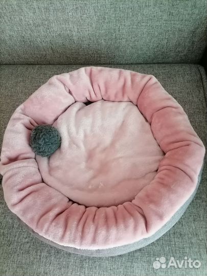 Домик для кошки с когтеточкой бу