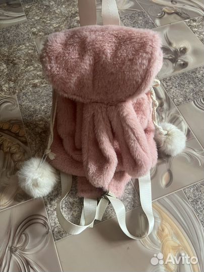 Розовый плюшевый рюкзак для девочки