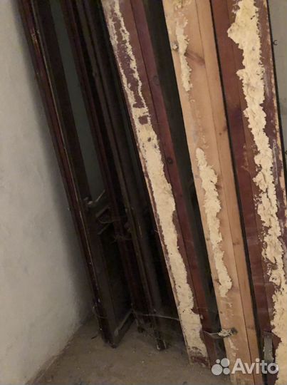 Двери балконные двухстворчатые с коробкой