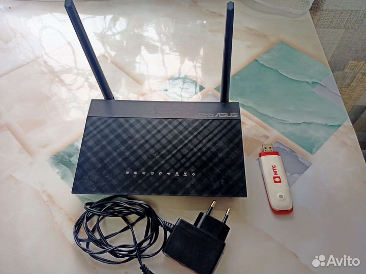 Wi-Fi роутер asus RT-AC51U