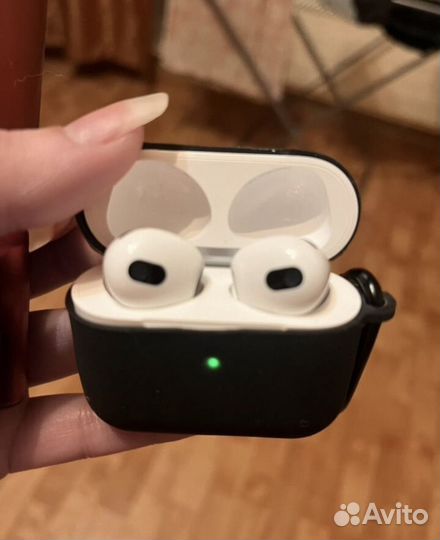 Беспроводные наушники apple airpods 3