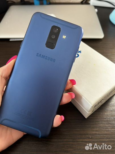 Телефон Samsung A6+