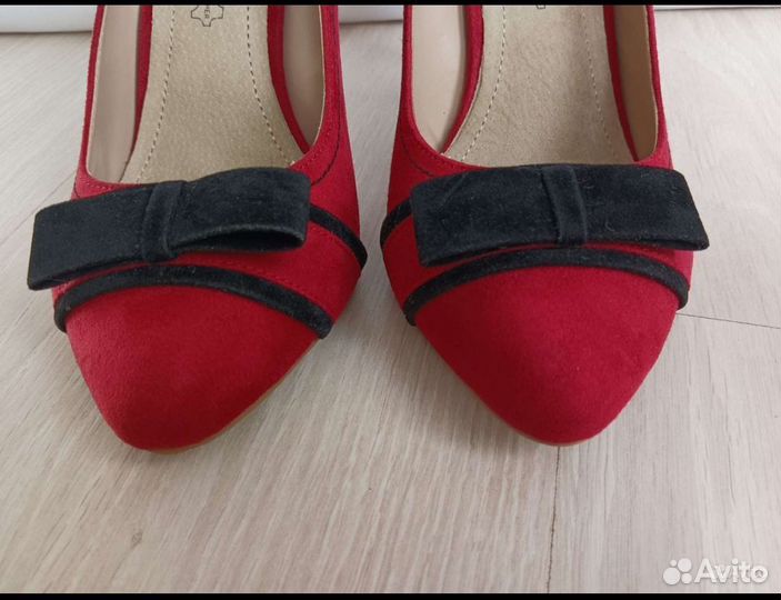 Туфли красные женские 40