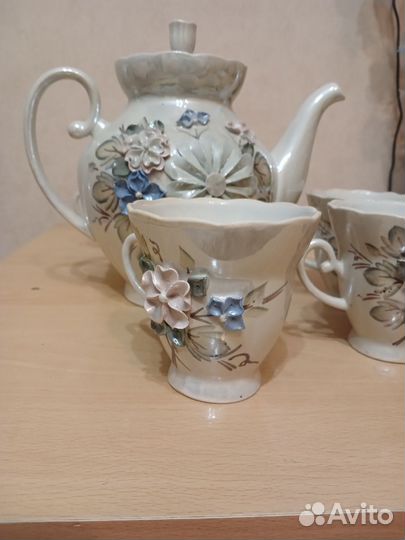 Чайный сервиз.Чайник, кружки