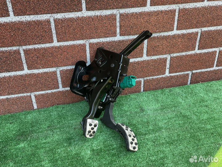 Педальный узел Volkswagen Golf 4