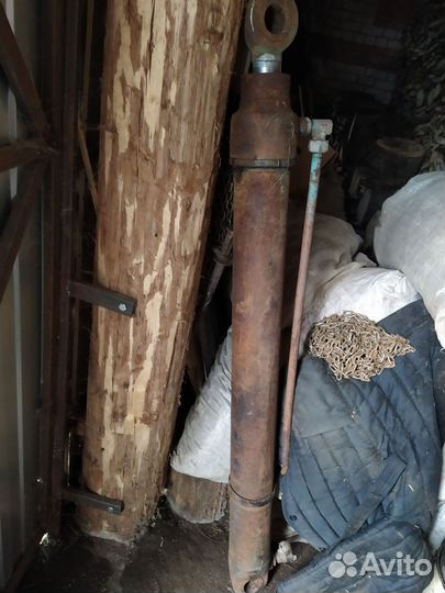 Цилиндр гидравлический для юмз