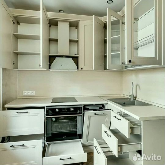 Кухня на заказ. Доставка и сборка