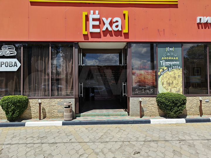 Здание на трафике под торговлю, общепит. 467 м2