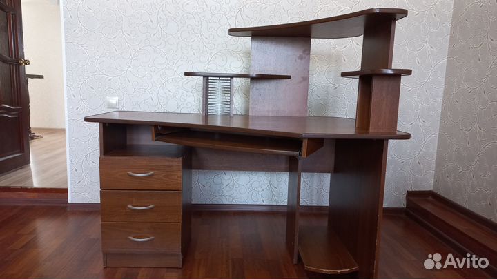 Компьютерный стол бу