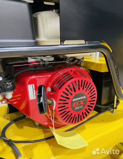 Виброплита реверсивная 350 кг гидропривод двсHonda