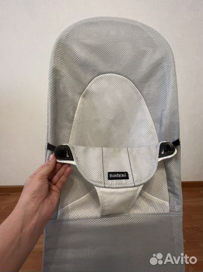 Шезлонг BabyBjorn Bliss Mesh, бежево-серый