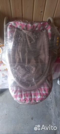 Шезлонг детский babyton