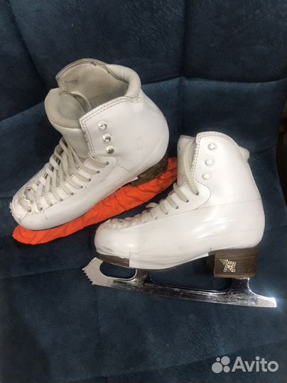 Коньки фигурные Risport