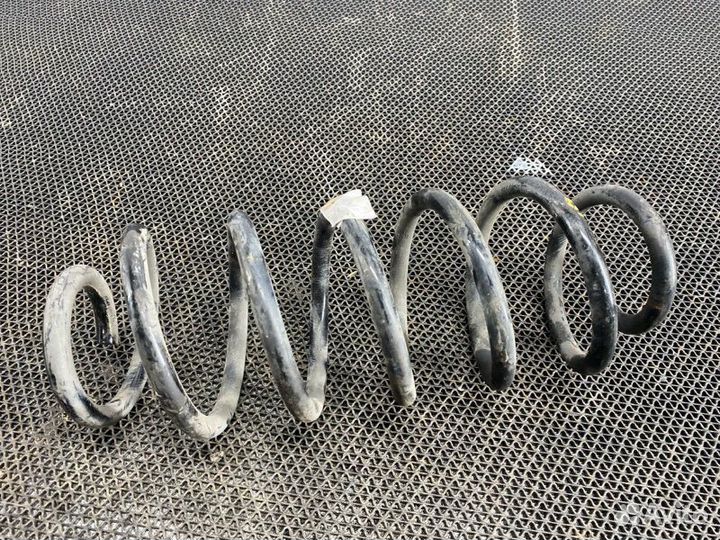 Пружина задняя Toyota Corolla 150 2ZR 2010