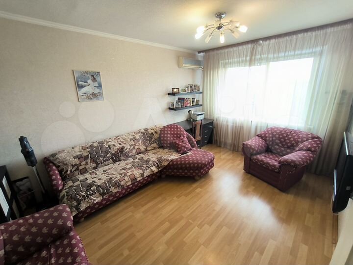 3-к. квартира, 65 м², 8/9 эт.