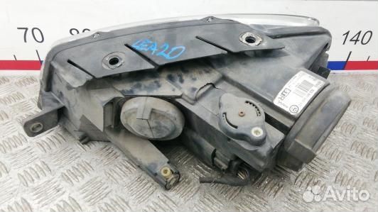 Фара правая volkswagen passat B6 (LEA20MU01)