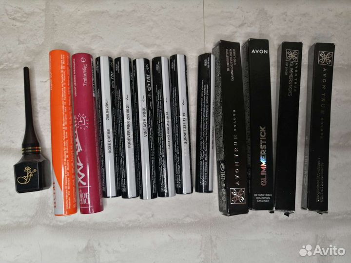 Набор по уходу за телом и волосами Эйвон/ Avon