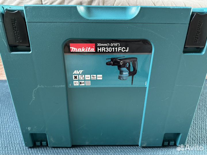 Перфоратор makita HR3011FCJ