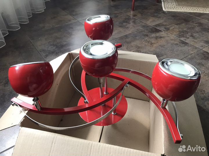 Люстра на 4 рожка