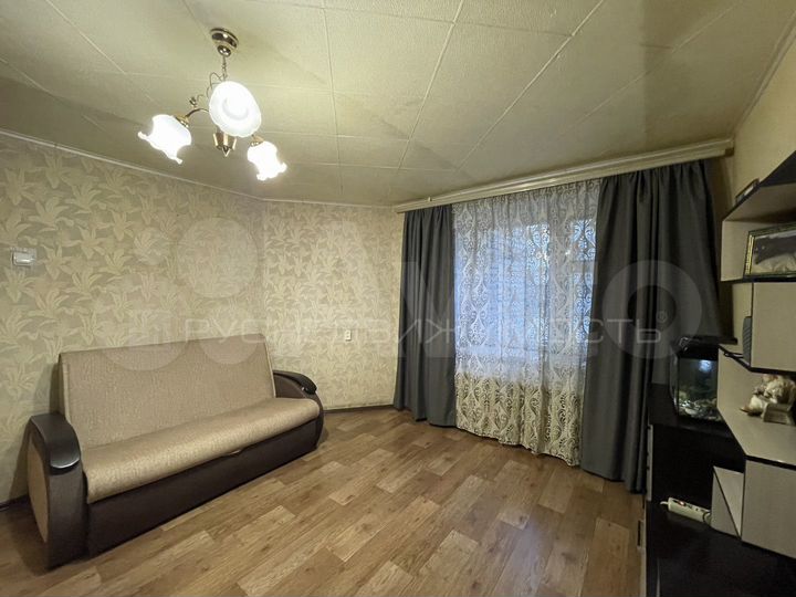 1-к. квартира, 35 м², 1/10 эт.