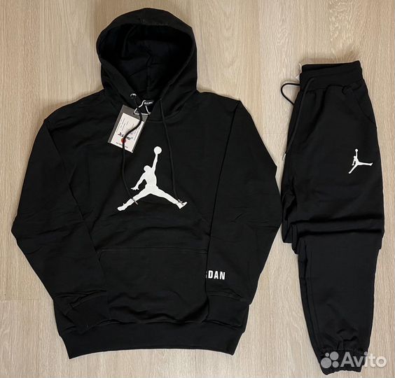 Спортивный костюм мужской новый