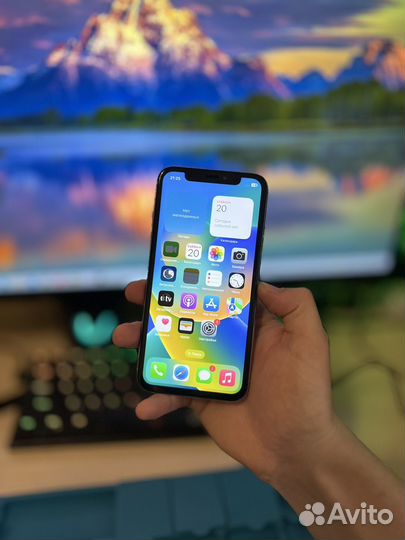 iPhone X, 64 ГБ