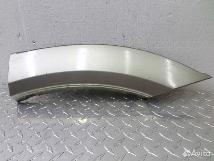 Накладка крыла RL Mitsubishi Montero 3 MR478749