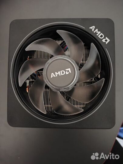 AMD Ryzen 7 3700X + AMD Wraith Prism