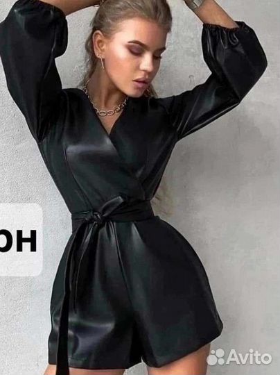 Кожаный комбинезон женский