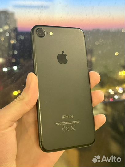 iPhone 7, 32 ГБ