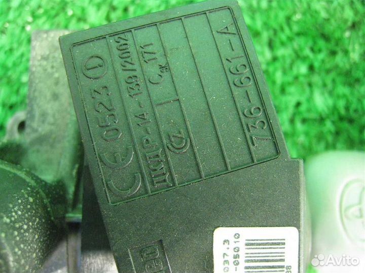 Замок зажигания Toyota Avensis T25 2003