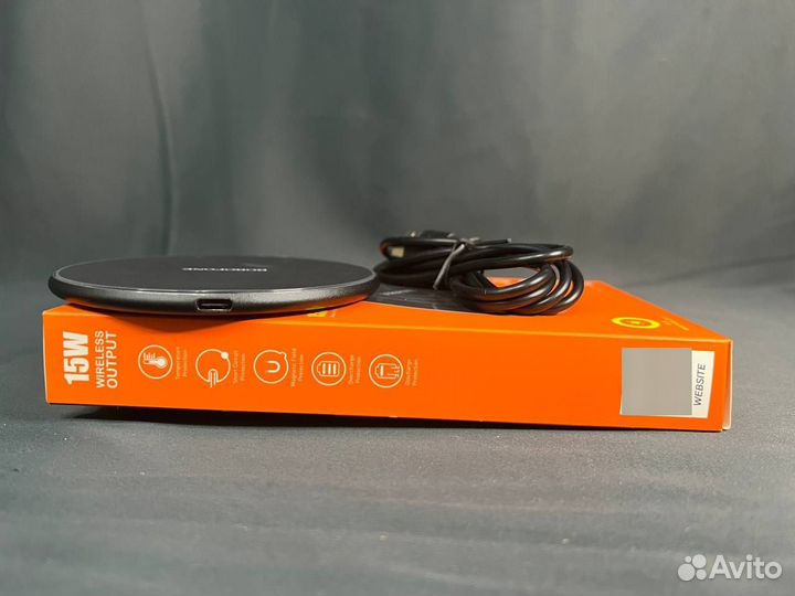 Беспроводная зарядка (iPhone, Android)