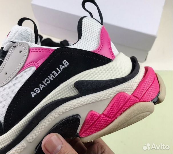 Balenciaga triple s