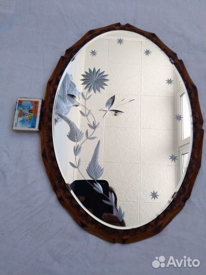 Зеркало малое для дома или дачи