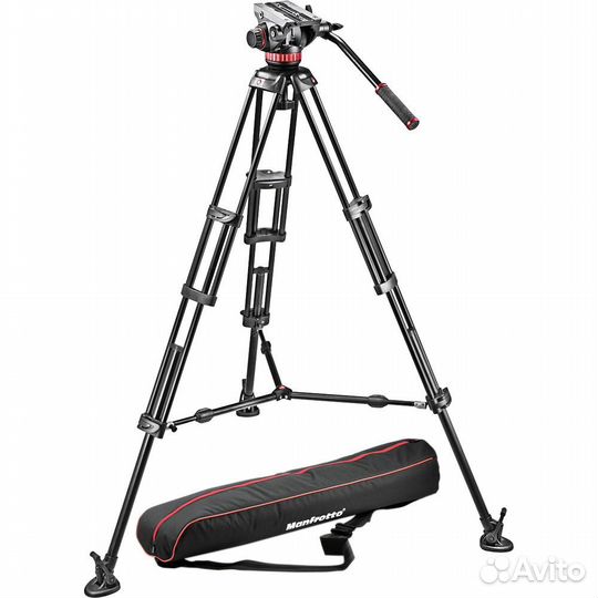 Профессональный штатив Manfrotto для съемки