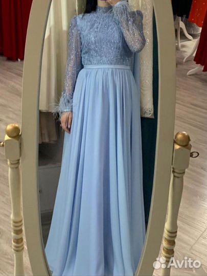 Вечернее платье