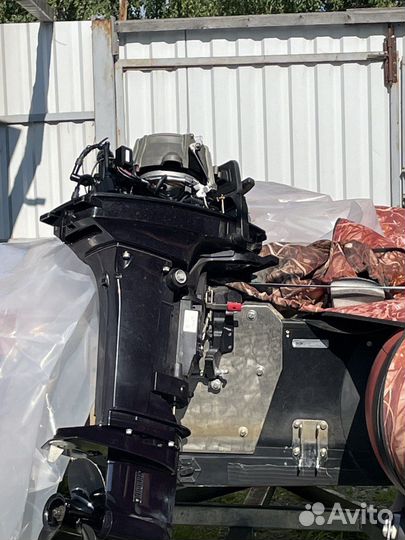 Лодочный мотор Тохатсу 18 Tohatsu 18