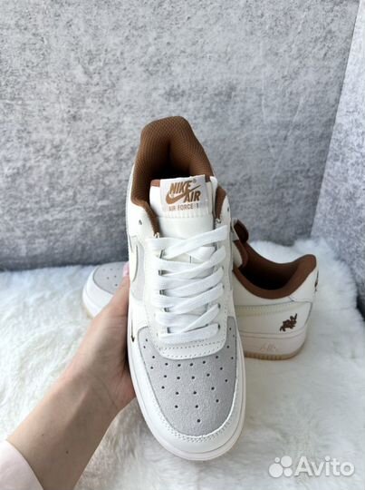 Кроссовки Nike Air Force bunny