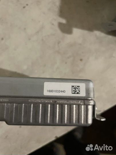 Инвертор напряжения Toyota Land Cruiser 200