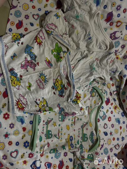 Детские футболки, кофточки