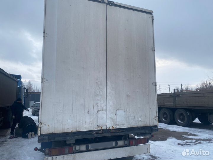 Полуприцеп шторный Krone SD, 2007