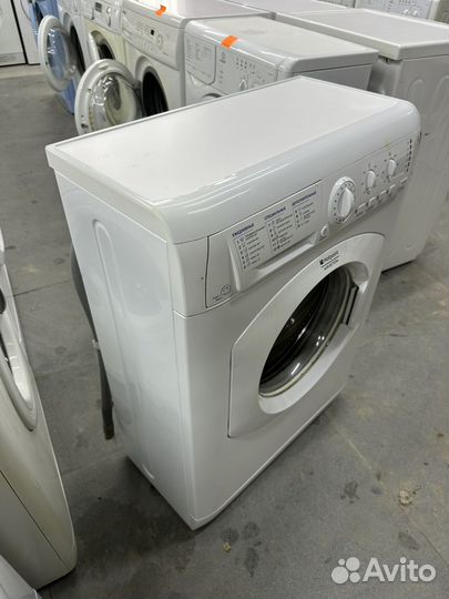 Hotpoint-Ariston. 4 кг, 33 см, 800 об. Доставка