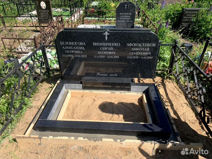 Монтаж памятника, благоустройство захоронения