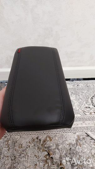 Подлокотник granta