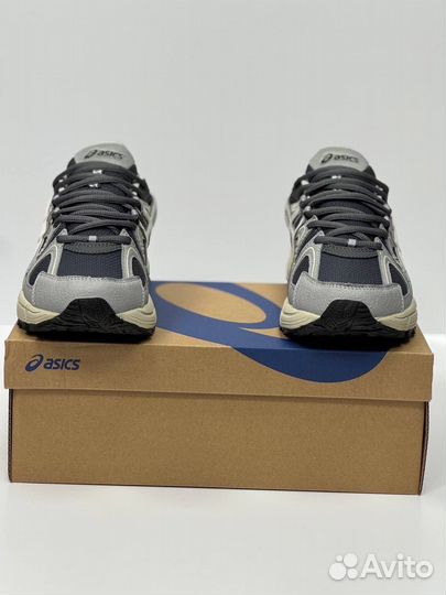 Кроссовки asics (42)