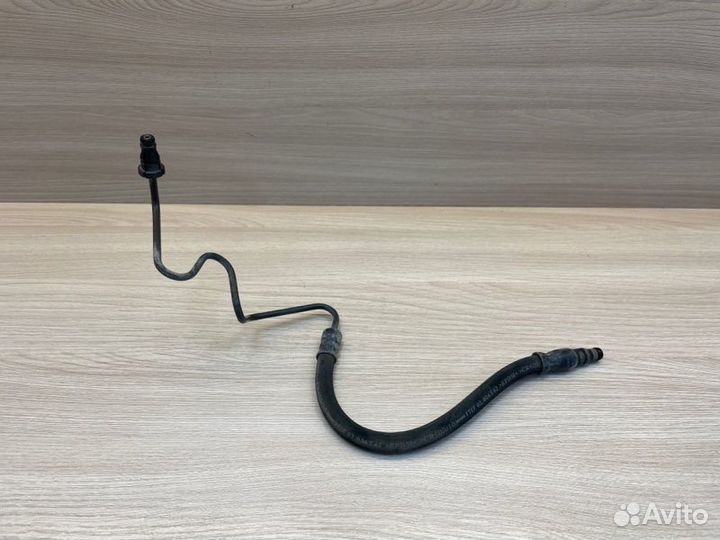 Трубка цилиндра сцепления Volkswagen Polo