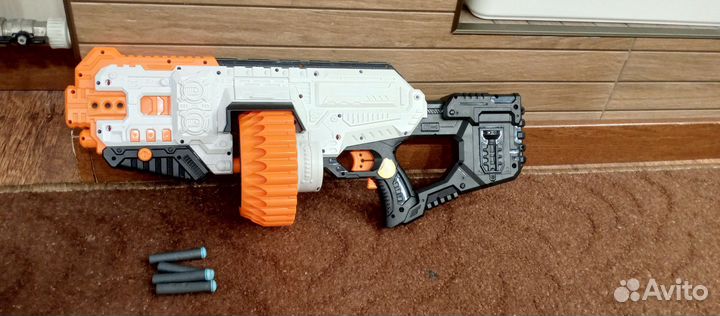 Коллекция бластеров