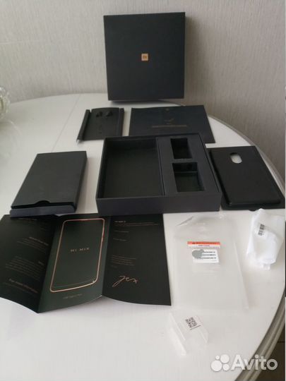 Черная коробка смартфона (Xiaomi Mi Mix 2) new