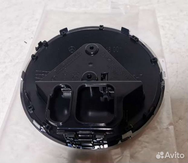 Эмблема решетки радиатора Mercedes E W213 оригинал